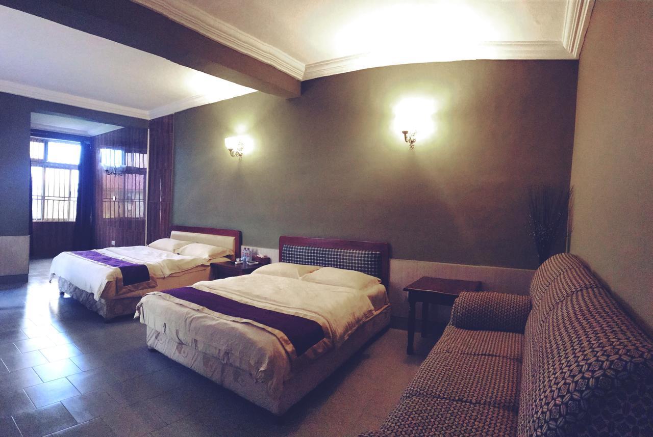 Sweet Garden Hotel Kumasi Esterno foto