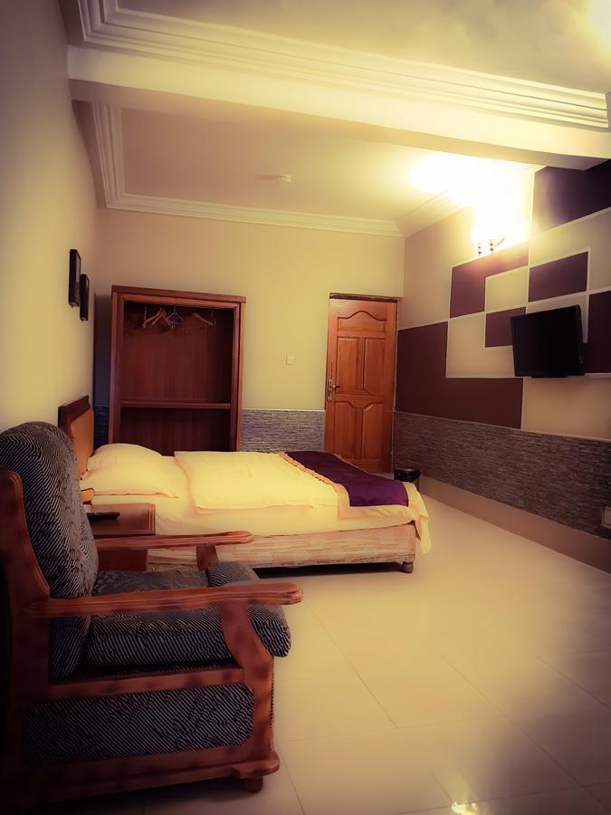 Sweet Garden Hotel Kumasi Esterno foto